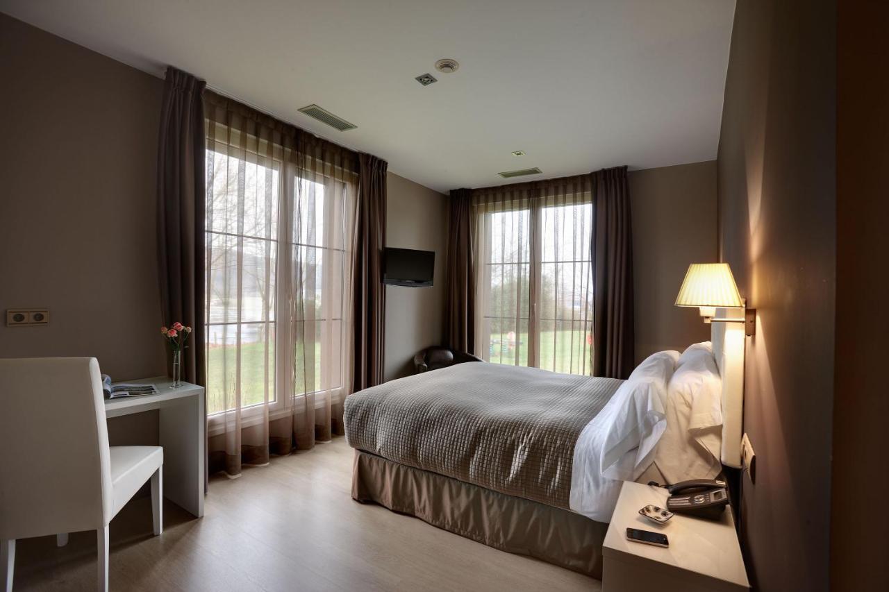 Atalaia Hotel Irún Kültér fotó